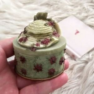Vintage Denzine hand painted hat trinket box